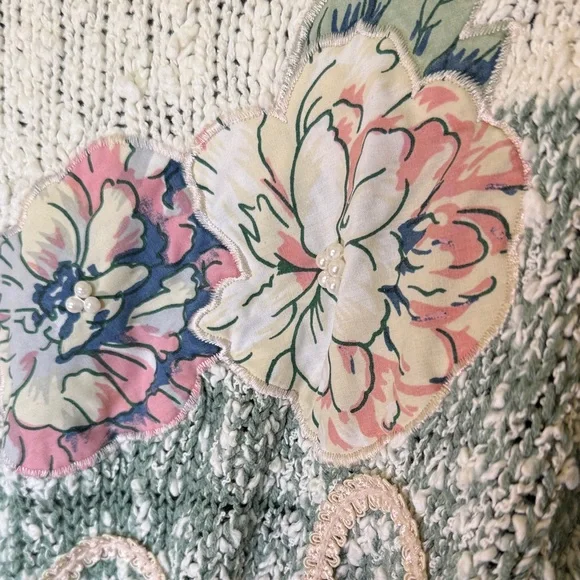 American Vintage Floral Knit Sweater - Green and White - Picture 3 of 6